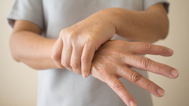 Bệnh Parkinson có nguy hiểm không? Những thông tin cần biết
