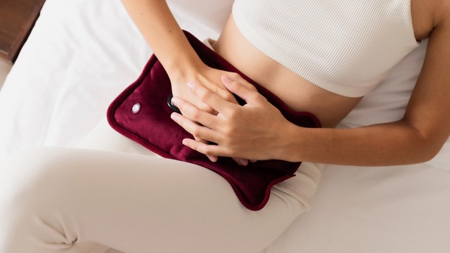 Nữ giới bị rong kinh cả tháng có đáng lo không?