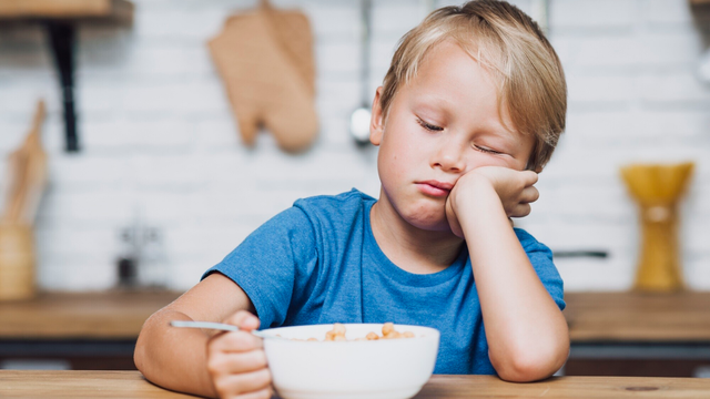 Biếng ăn sinh lý ở trẻ: Nguyên nhân, dấu hiệu và cách khắc phục hiệu quả