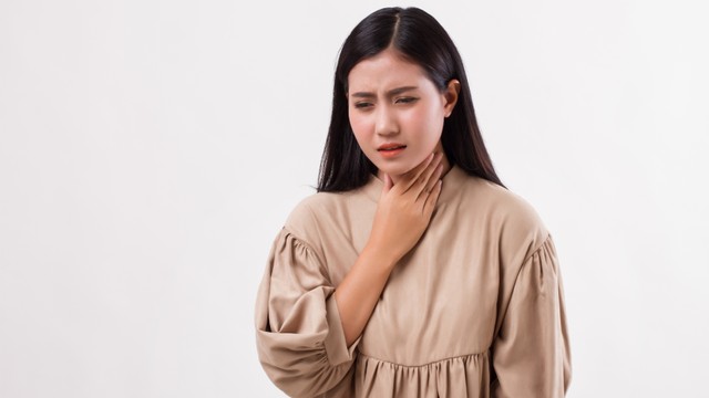 Cách trị ho ngứa cổ họng tại nhà: Đơn giản, hiệu quả nhanh