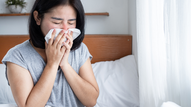 Cảm cúm có phải dấu hiệu mang thai không? Phân biệt dễ hiểu