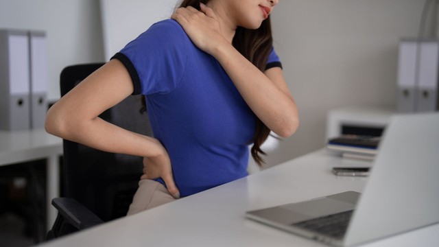 Căng cơ vai: Triệu chứng, nguyên nhân và các phương pháp điều trị hiệu quả 