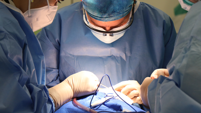 Cắt trĩ có đau không? Làm sao để giảm đau sau khi cắt trĩ?