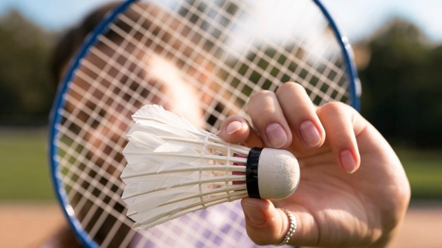 Chơi cầu lông có giúp tăng chiều cao không? Lợi ích và lưu ý khi tập luyện