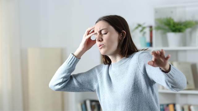 Chóng mặt nên làm gì? Cách khắc phục tình trạng chóng mặt