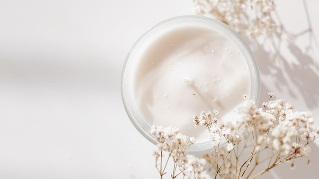 Mẹ bầu ăn váng sữa có tốt không?