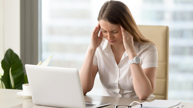 Đau đầu ù tai mệt mỏi chóng mặt: Nguyên nhân và cách khắc phục