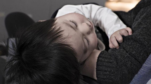 Dấu hiệu bệnh sán chó ở trẻ em và cách phòng ngừa