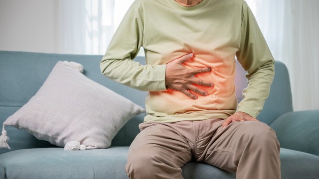Đầy bụng khó tiêu uống gì để giảm nhanh triệu chứng và cải thiện tiêu hoá?