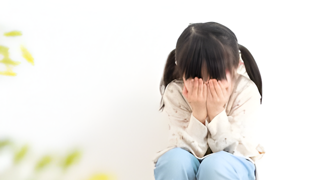 Điều hòa cảm giác cho trẻ tự kỷ là gì? 