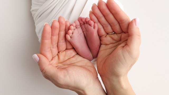 Giải đáp thắc mắc: Sinh non 29 tuần có nuôi được không?