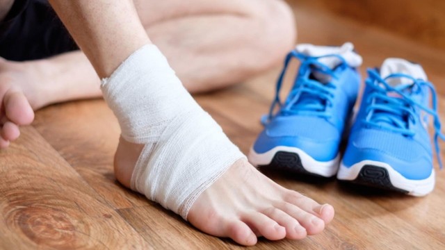 Giãn dây chằng cổ chân: Nguyên nhân, triệu chứng và cách điều trị hiệu quả 