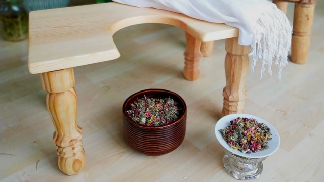 Còn sản dịch có xông vùng kín được không? Những điều cần lưu ý khi xông hơi vùng kín