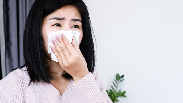 Chữa viêm mũi dị ứng bằng nước muối và cách thực hiện