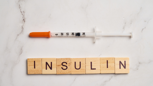 Kháng insulin kiêng ăn gì? Những thực phẩm cần loại bỏ để ổn định đường huyết 