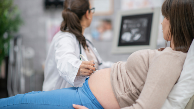 Khám sàng lọc thai nhi hết bao nhiêu tiền?