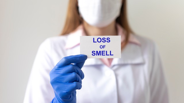 Hướng dẫn cách lấy lại khứu giác an toàn tại nhà