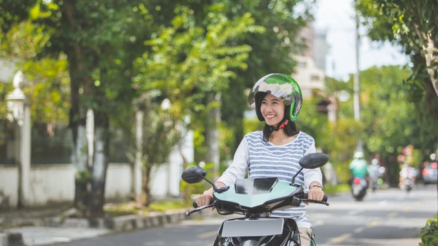 Mổ ruột thừa bao lâu thì đi xe máy được? Lời khuyên an toàn sau phẫu thuật