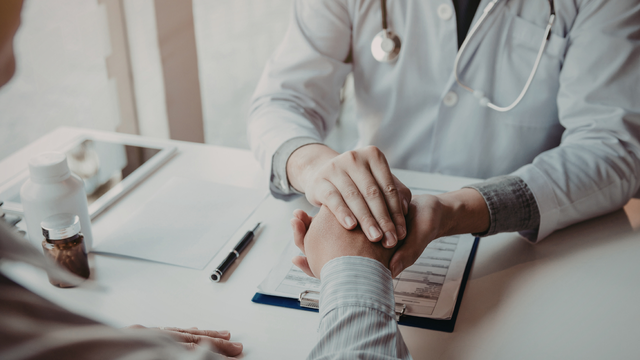 Nam giới bao nhiêu tuổi thì lột bao quy đầu?