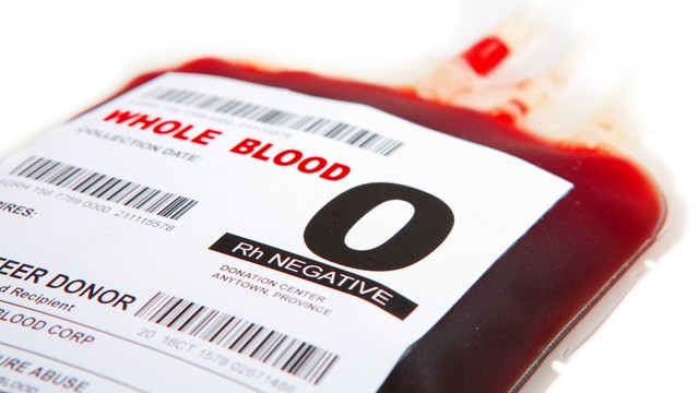 Nhóm máu O truyền được cho nhóm máu nào? 