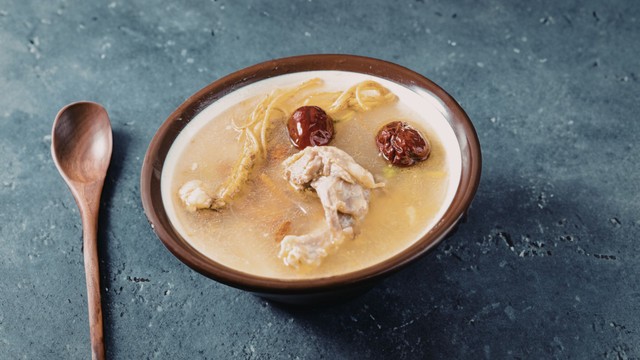 Những món canh tốt cho bà bầu 3 tháng đầu mà bạn cần biết