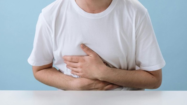Những thực phẩm nào có thể gây đầy bụng, ăn không tiêu?