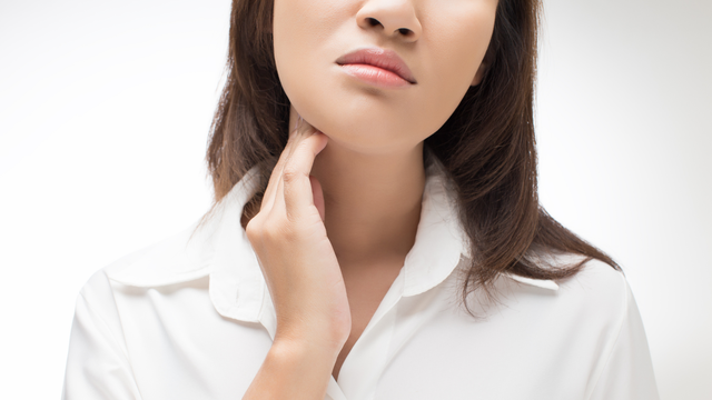 Nổi hạch ở cổ lâu ngày không đau là bệnh gì? Những điều không nên bỏ qua