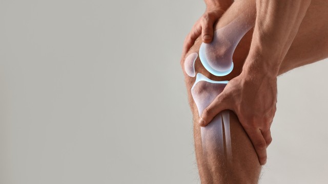 Nứt xương bánh chè là gì? Dấu hiệu và cách điều trị an toàn