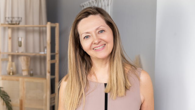 Phụ nữ 55 tuổi còn ham muốn không? Sự thật và cách cải thiện