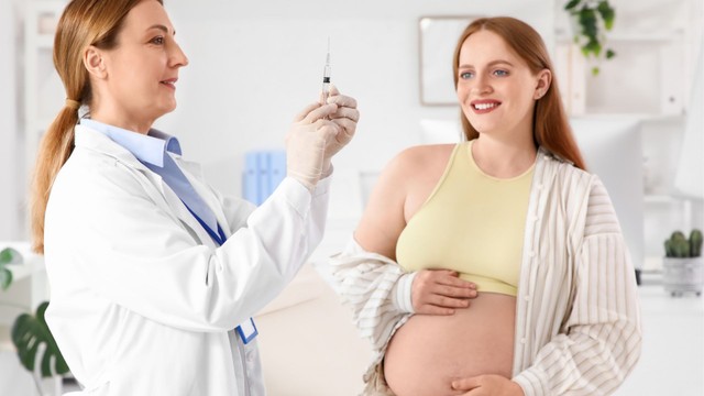 Phụ nữ mang thai tiêm phế cầu được không? Thông tin cần thiết cho thai kỳ khỏe mạnh