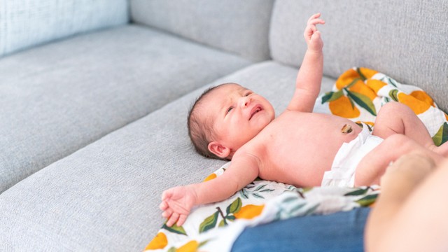 Rốn trẻ sơ sinh bị chảy máu có phải là dấu hiệu nguy hiểm không?