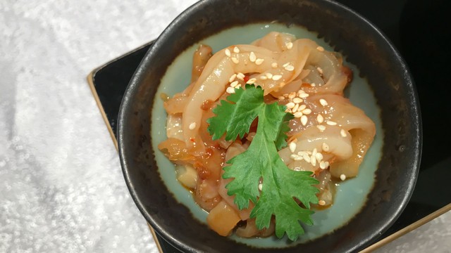 Sứa ăn sống được không? Một số lưu ý khi ăn sứa sống