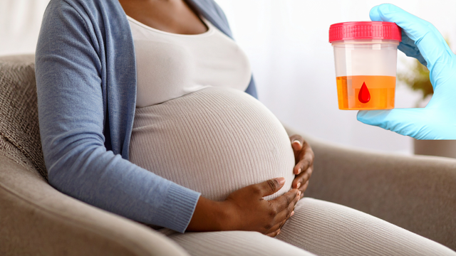 Tại sao đang mang thai đi tiểu ra máu hồng? Có nguy hiểm tới mẹ và bé không?