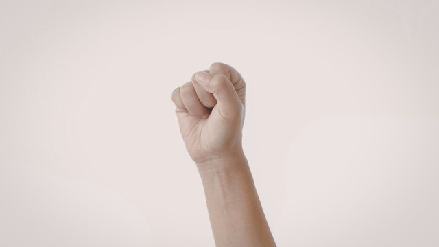 Tăng trương lực cơ là gì? Dấu hiệu, nguyên nhân và cách cải thiện