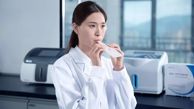 Test HP qua hơi thở: Có nên làm không? Ai cần xét nghiệm sớm?