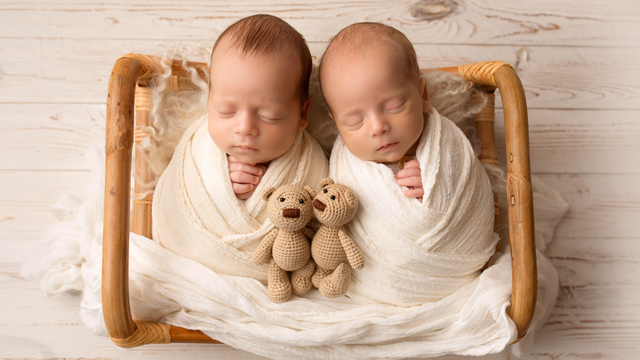 Thụ tinh nhân tạo sinh đôi 1 trai 1 gái có được không? Yếu tố tác động đến số lượng thai nhi