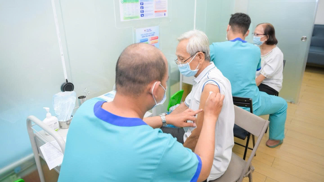 Tiêm vắc xin RSV ở đâu tại Quận Đống Đa? Nên tiêm thời điểm nào là thích hợp?