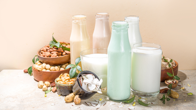 Uống sữa hạt có giảm mỡ máu không? Gợi ý cách uống sữa hạt để giảm mỡ máu