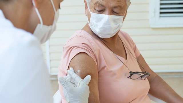 Vắc xin Zona có thể giúp giảm nguy cơ sa sút trí tuệ và bệnh tim