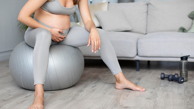 Vì sao mẹ bầu hay bị chuột rút 3 tháng cuối?