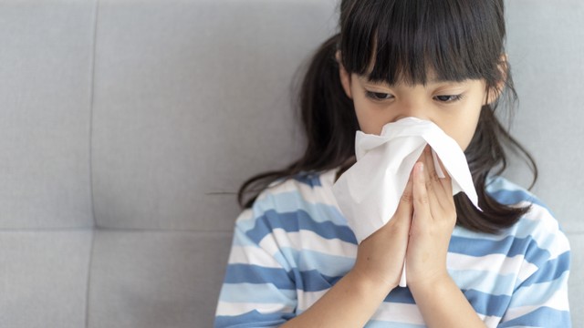 Viêm đường hô hấp trên ở trẻ em là gì? Những vấn đề cần biết về bệnh