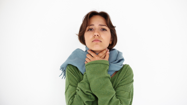 Viêm họng mãn tính và những điều bạn cần biết để bảo vệ sức khỏe