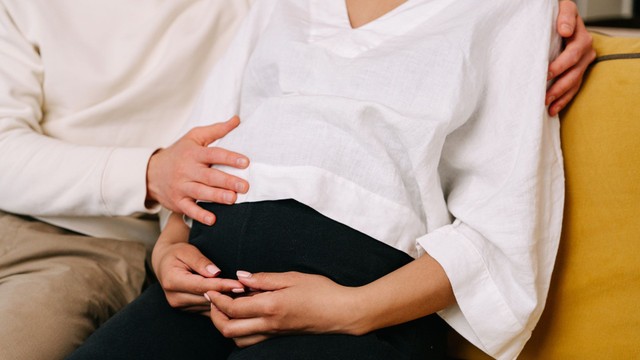 Vỡ ối có đau bụng không? Cách nhận biết và phòng ngừa biến chứng nguy hiểm