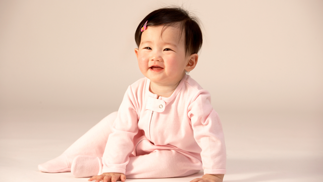 Wonder week 26 là gì? Giai đoạn bé 6 tháng thay đổi nhận thức rõ ràng