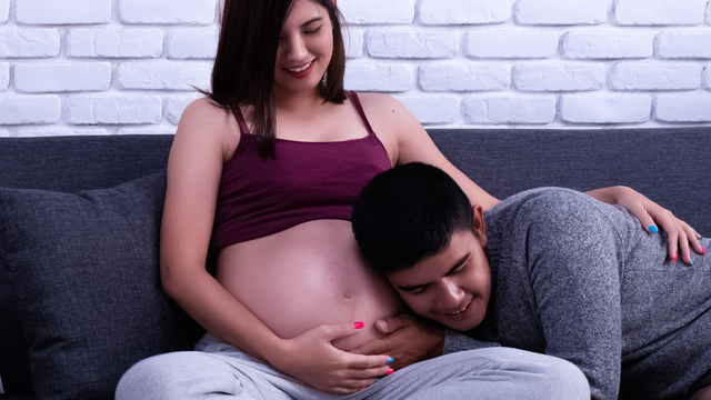 Xoa bụng khi mang bầu có nên hay không? Những cách xoa bụng bầu đúng cách