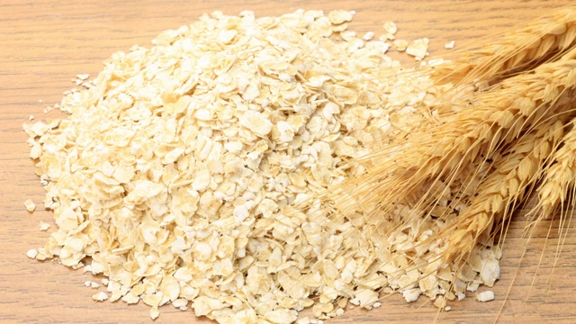 100g yến mạch bao nhiêu protein và giá trị dinh dưỡng chi tiết
