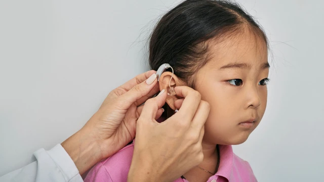 Câm điếc bẩm sinh là gì? Những điều cần biết về câm điếc bẩm sinh