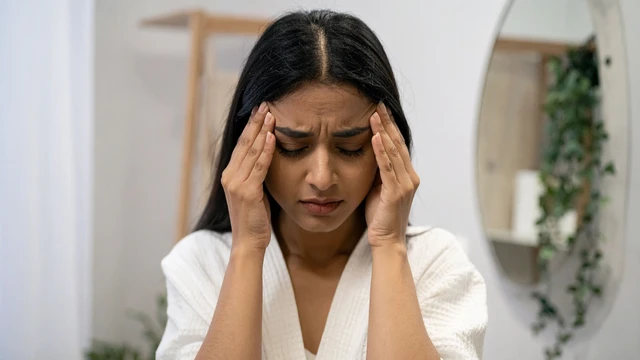 Đau đầu do thiếu máu não là gì? Nguyên nhân và dấu hiệu nhận biết