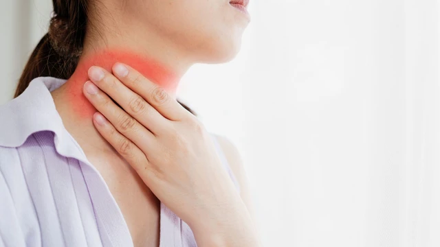 Áp xe amidan: Dấu hiệu nhận biết và mức độ nguy hiểm