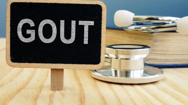 Axit uric cao nên ăn gì để giảm nồng độ trong máu?